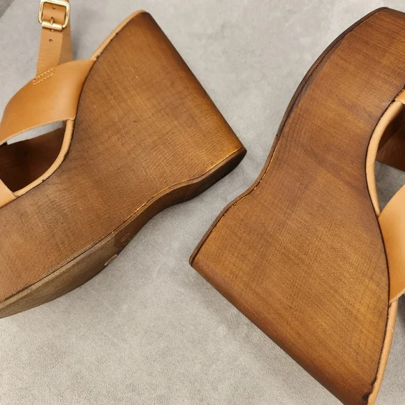 Steve Madden Platform Sandals 10 Brown Cognac Leather Galaxy Wedges New $100